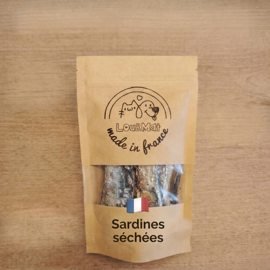 Sardines entières séchées dans un sachet kraft Lou&Mat